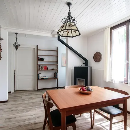 Petit Bre Casa Di Borgo *